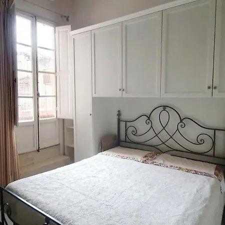 La Terrazza Sul Cortile * Έμπολι